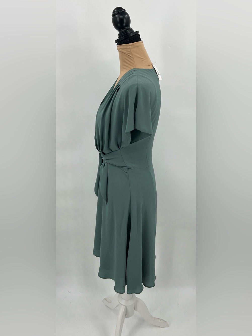 Ann Taylor Sage Green wedding guest fit & flare Tie Waist Dress flutter sleeve 2 - Picture 3 of 12